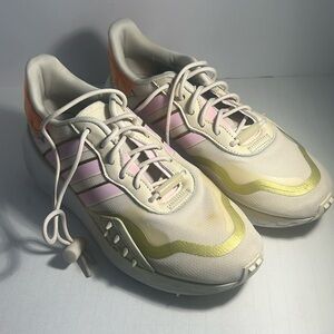 Adidas tennis shoes size 8.5